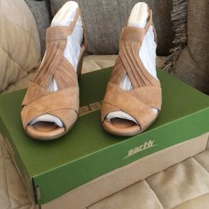 NWT- Earth suede peep toe wedge sandals.